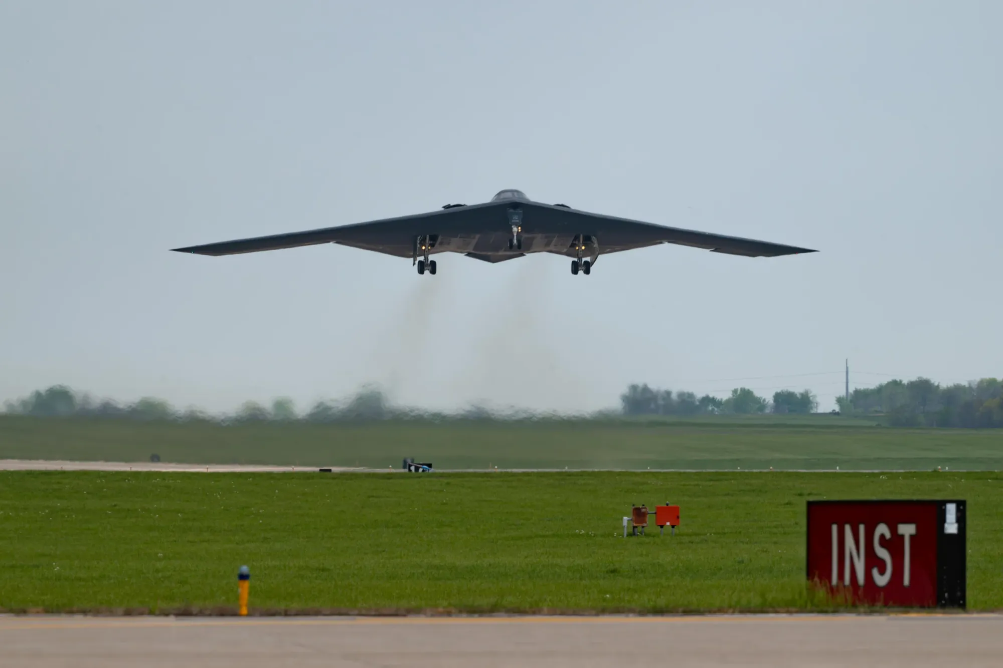 More than half of the USAF B-2 stealth bombers just staged a mass fly-off